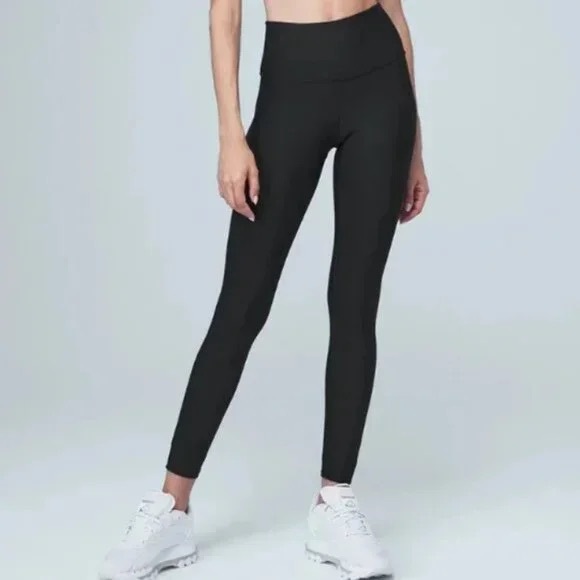 Alo High Waist Airlift Legging Size Large NWT Black - Picture 3 of 4